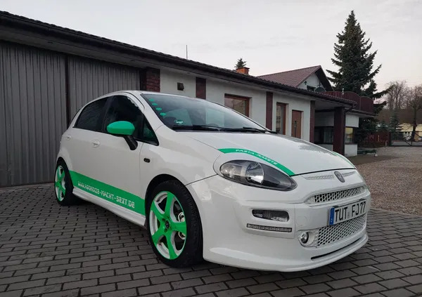 włodawa Fiat Punto cena 27200 przebieg: 112000, rok produkcji 2012 z Włodawa